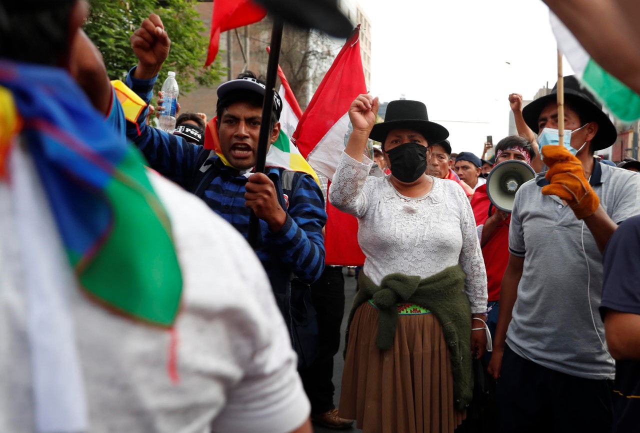Suben a 60 los muertos en las protestas en Perú, tras una nueva víctima en Puno 2 protestas peru lima 1