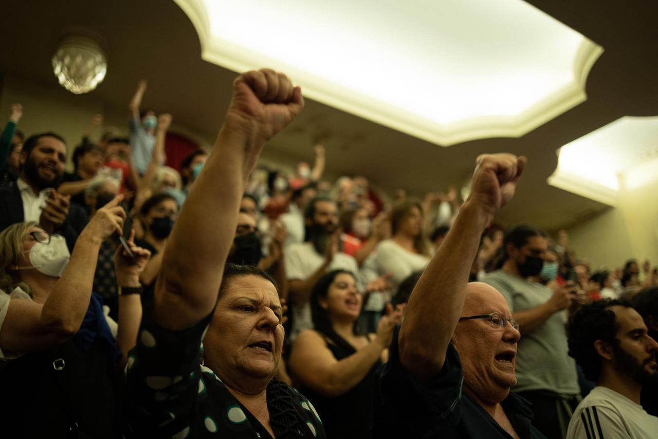 Crecen las manifestaciones en rechazo al asalto a los tres poderes de Brasil