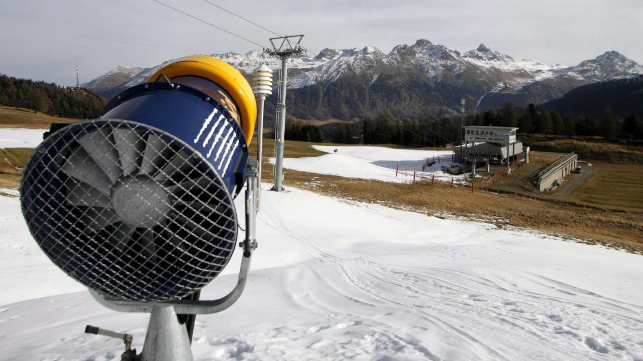 Suiza sospecha que activistas climáticos sabotean sus estaciones de esquí