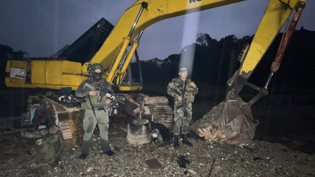 Ejército encontró maquinas el 'Clan del Golfo' en el Chocó y las dañó
