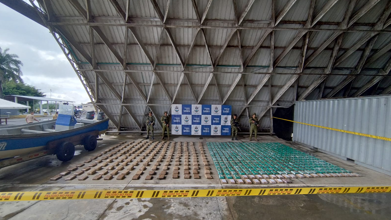 La Armada incautó media tonelada de droga en Buenaventura