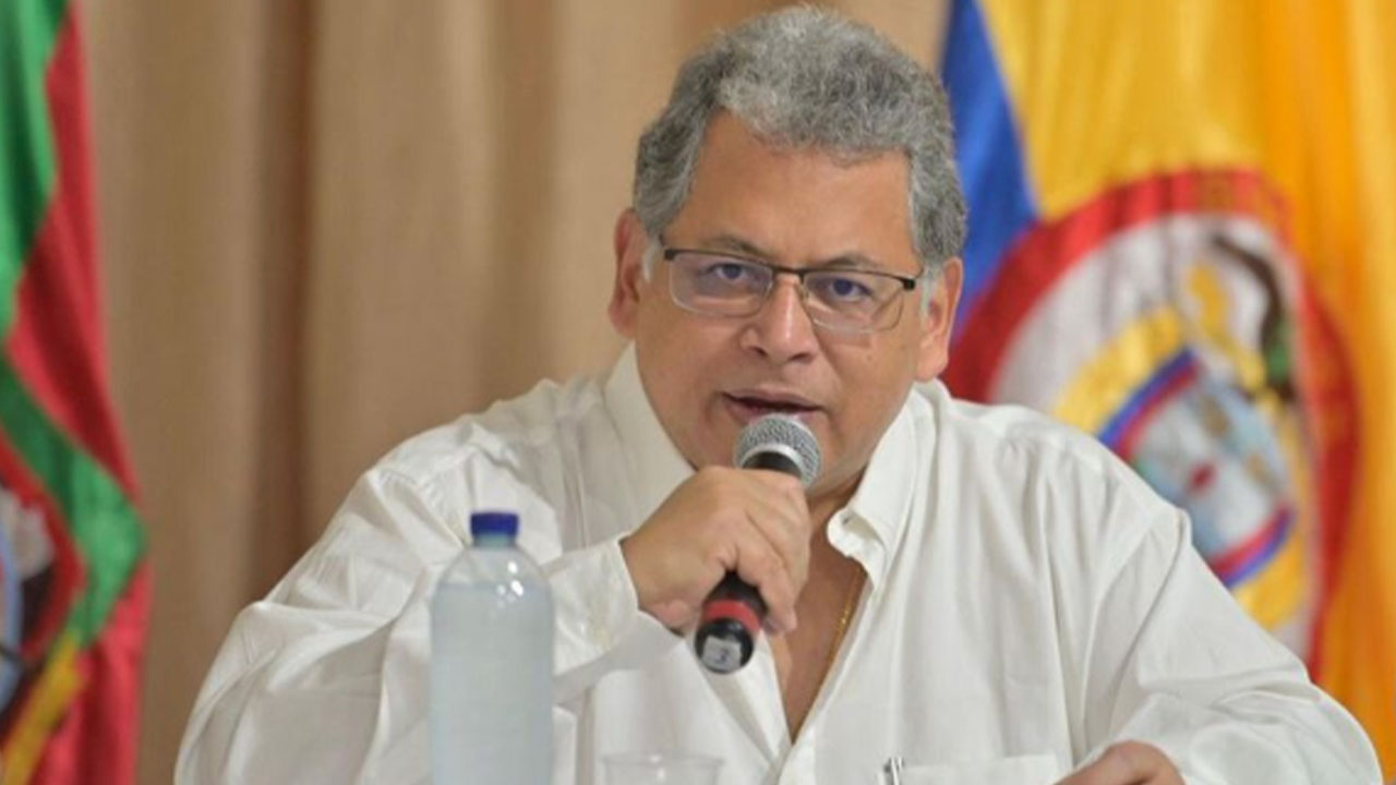 Ulahy Beltrán anuncia su salida de la SuperSalud ¿Quién lo sucederá?