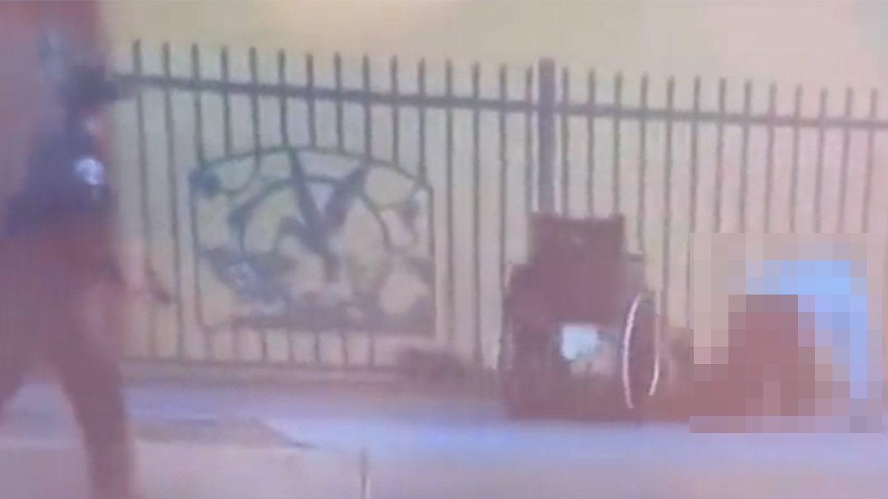 Policías investigados por asesinato de fugitivo en silla de ruedas