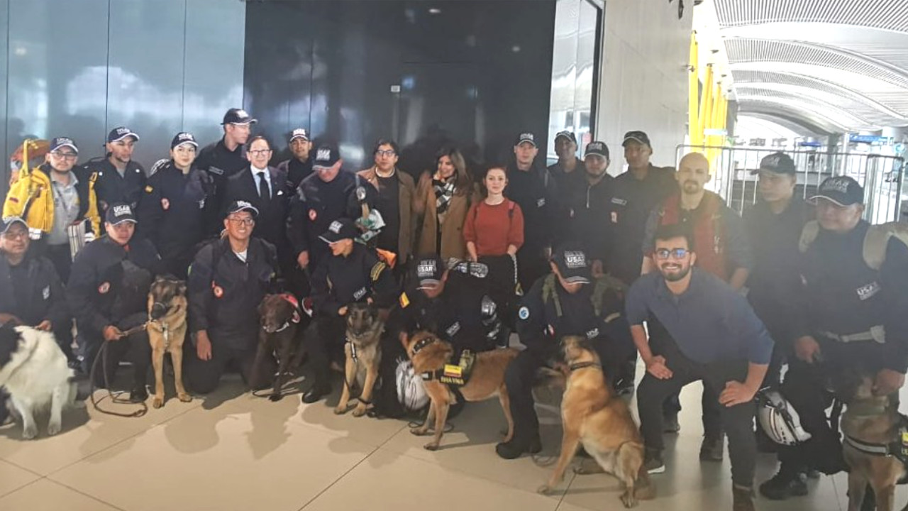 Rescatistas colombianos ya están en Turquía para ayudar a las víctimas del terremoto