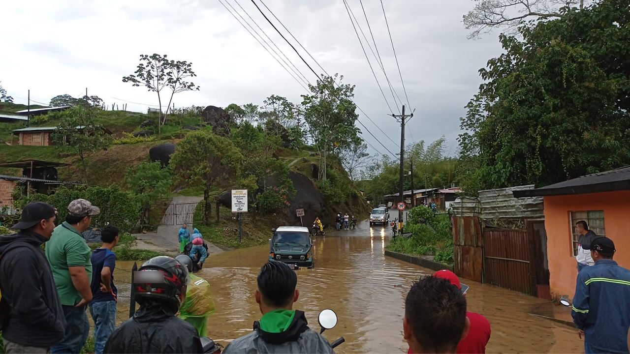 Se desbordó el río Guatapé en San Rafael