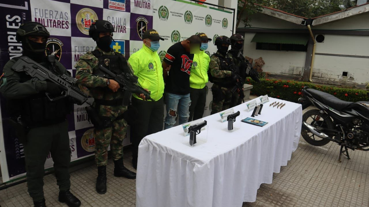 [VIDEOS] Ejército capturó al que sería el máximo cabecilla de sicarios del 'Clan del Golfo' en Urabá