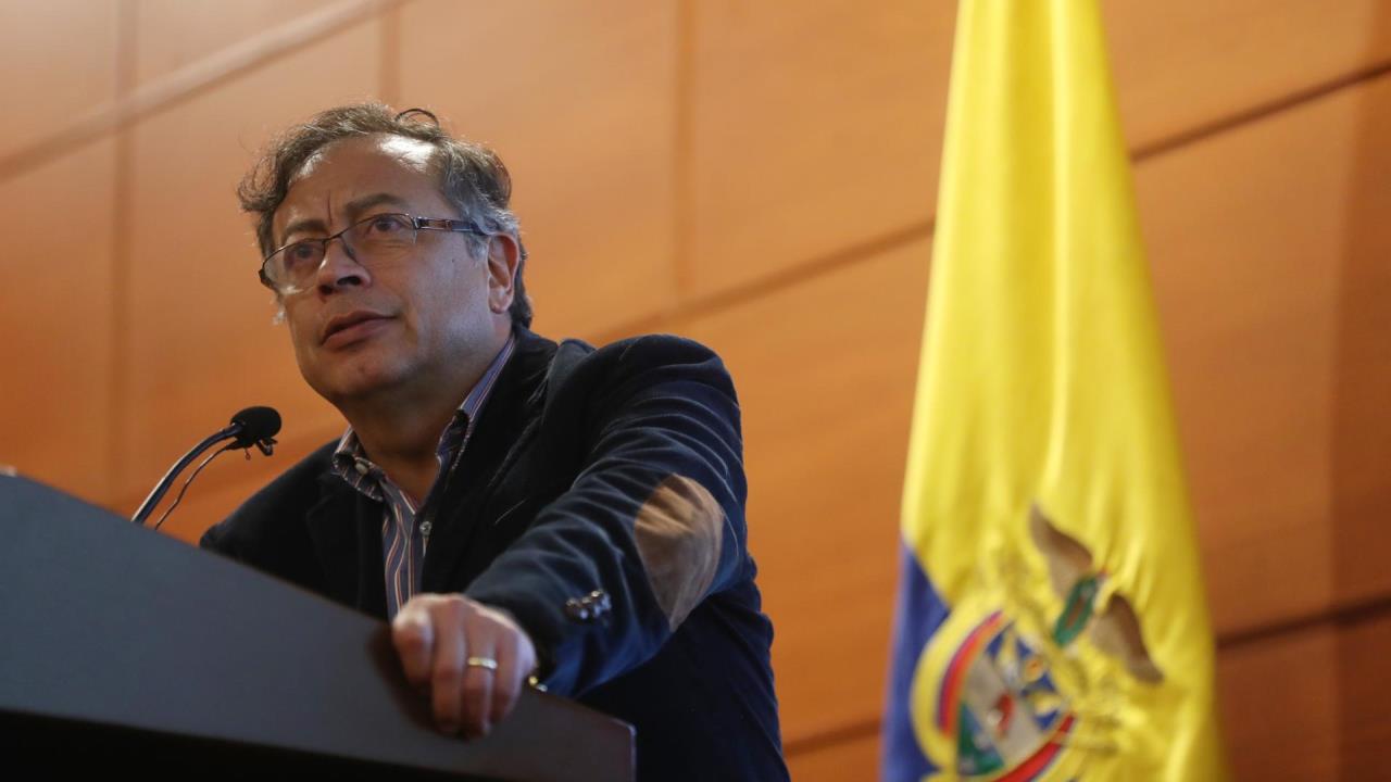 Petro reivindica el turismo como una alternativa para las divisas petroleras