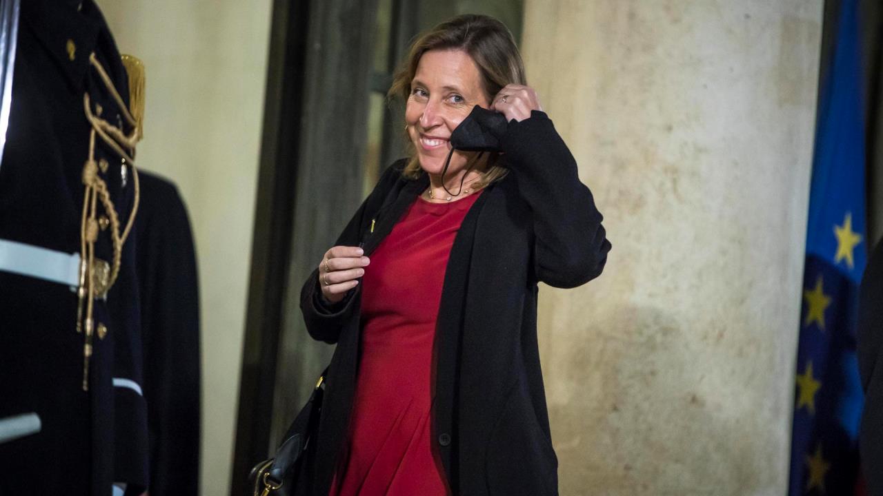 Directora ejecutiva de YouTube se retira tras casi una década en el cargo