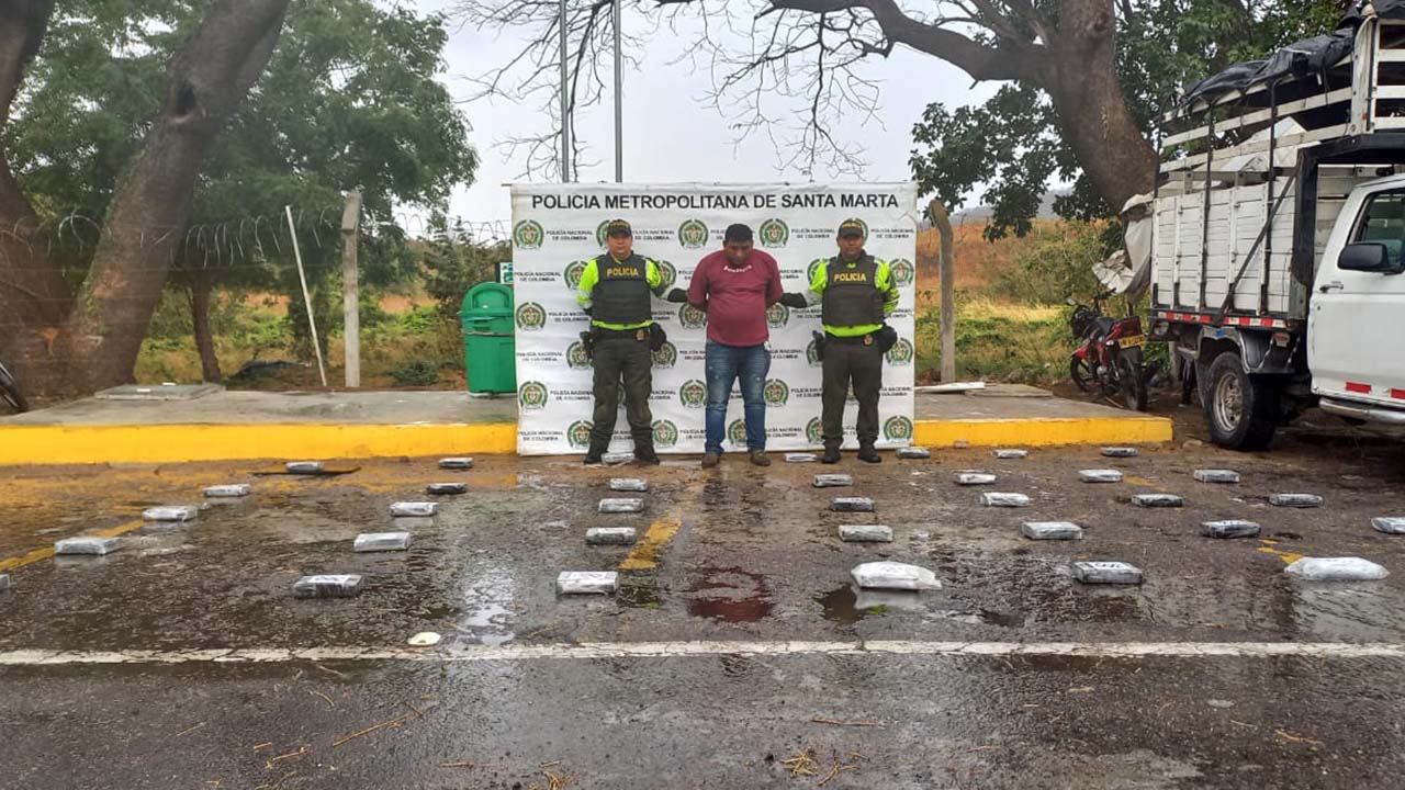 Capturado con 85 mil dosis de clorhidrato de Cocaína en un camión