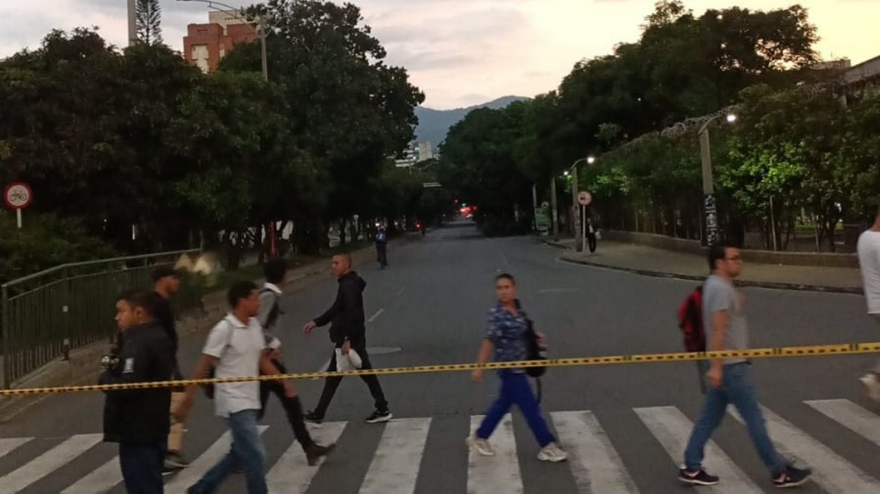 ¡Atención! Cierre de la avenida las Vegas a la altura del Politécnico Jaime Isaza Cadavid