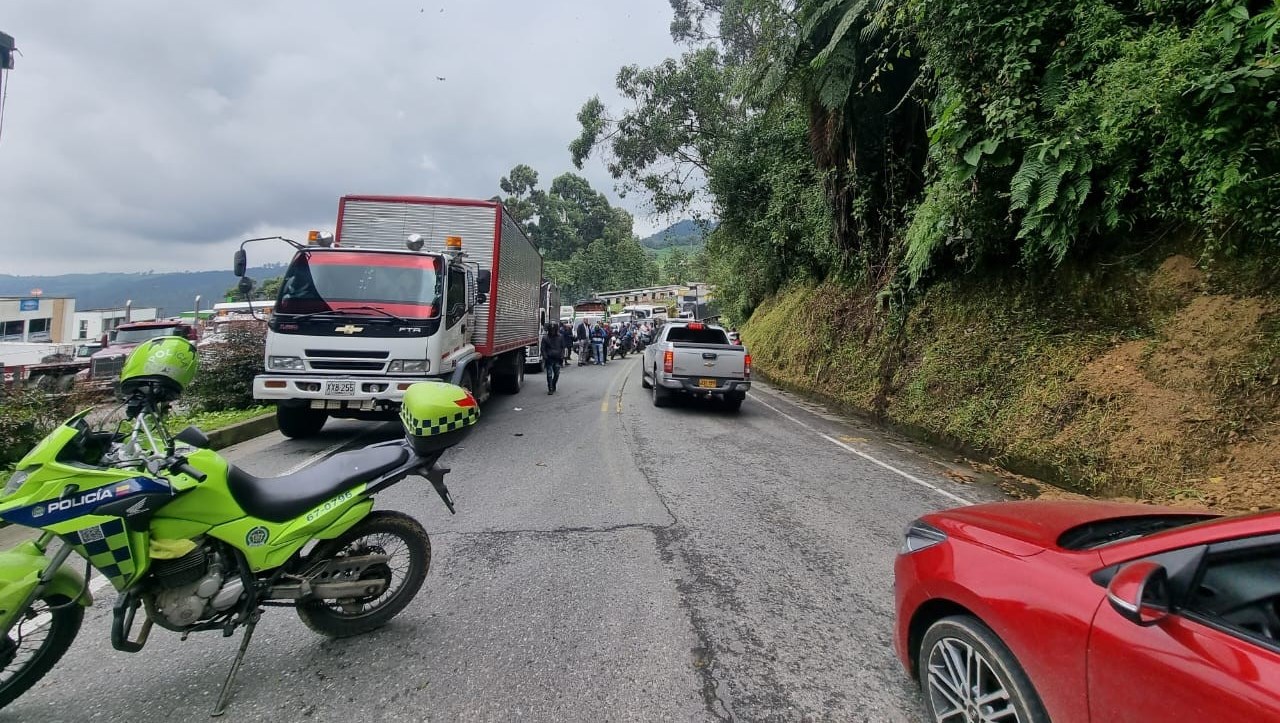 Habilitaron paso por la vía Mariquita – Manizales, hay cierre controlado