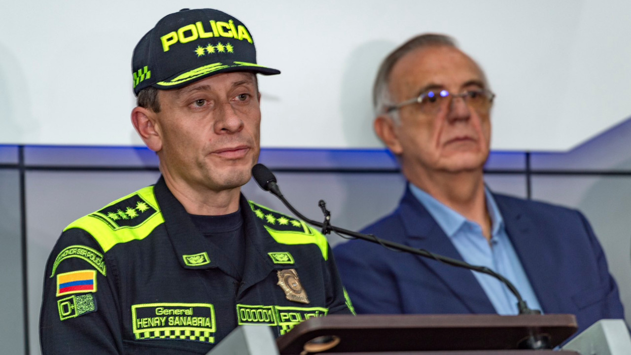 Mindefensa "verificará" si las creencias religiosas del director de la Policía afectan el manejo de la institución