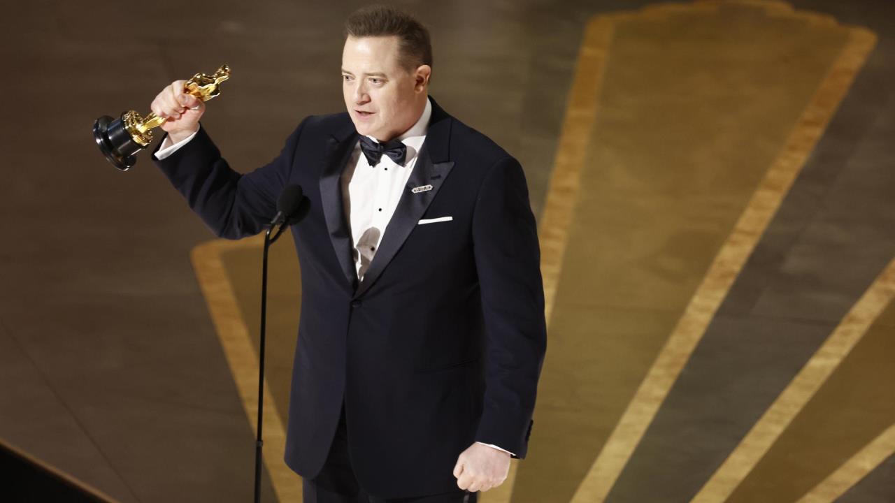 Brendan Fraser gana el óscar al mejor actor por su papel en "The Whale"