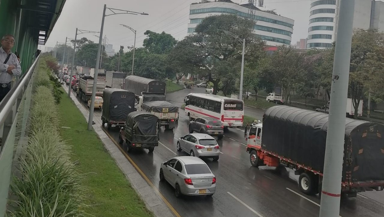 ¿Por la lluvia? Reportan movilidad reducida en la Regional a la altura de Sabaneta