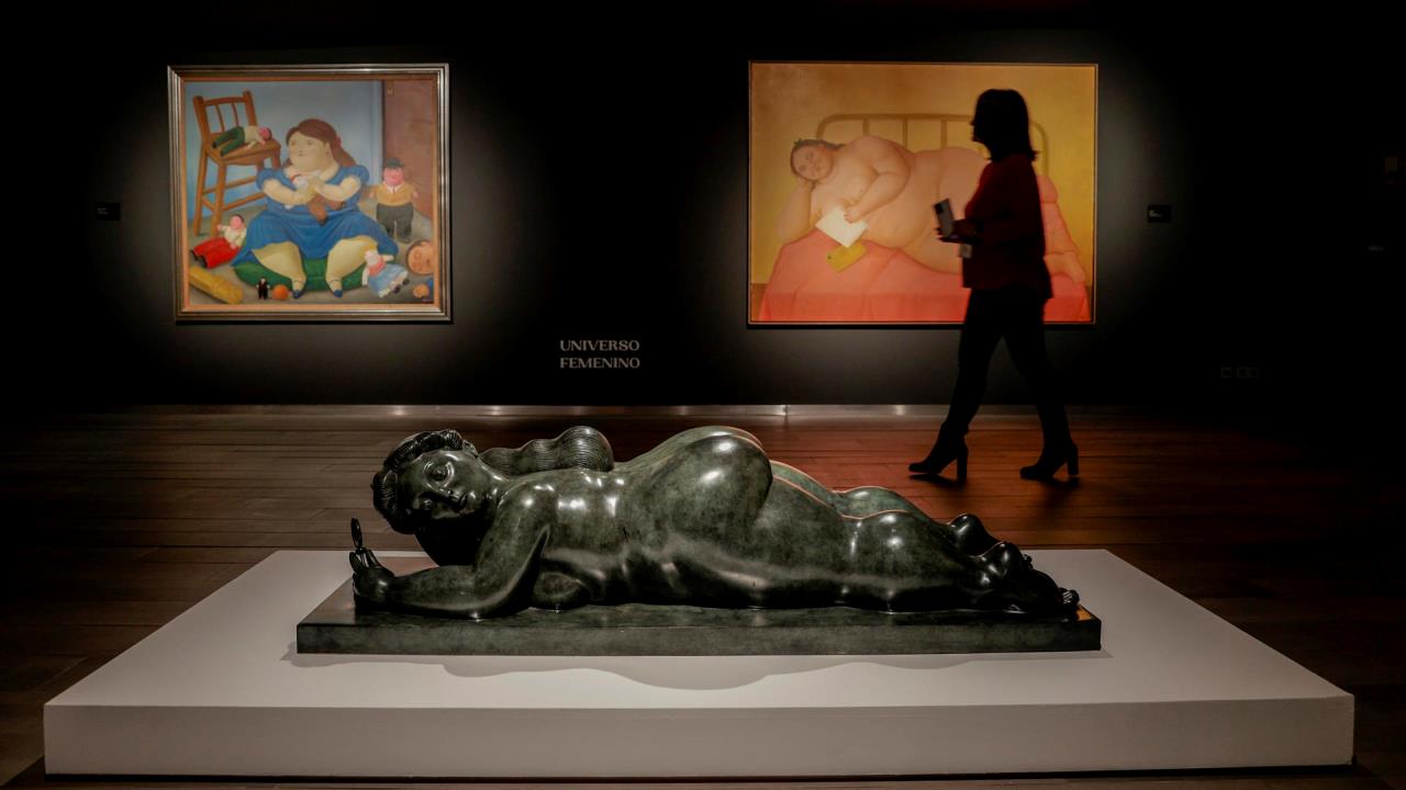 España acoge la sensualidad y melancolía de Botero, el "pintor del volumen"