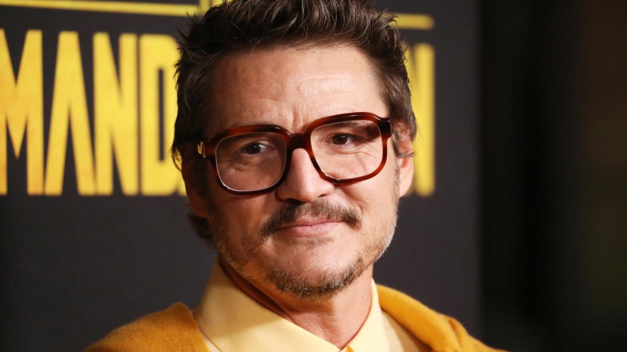 Pedro Pascal y John Travolta se suman al elenco de presentadores en los Óscar