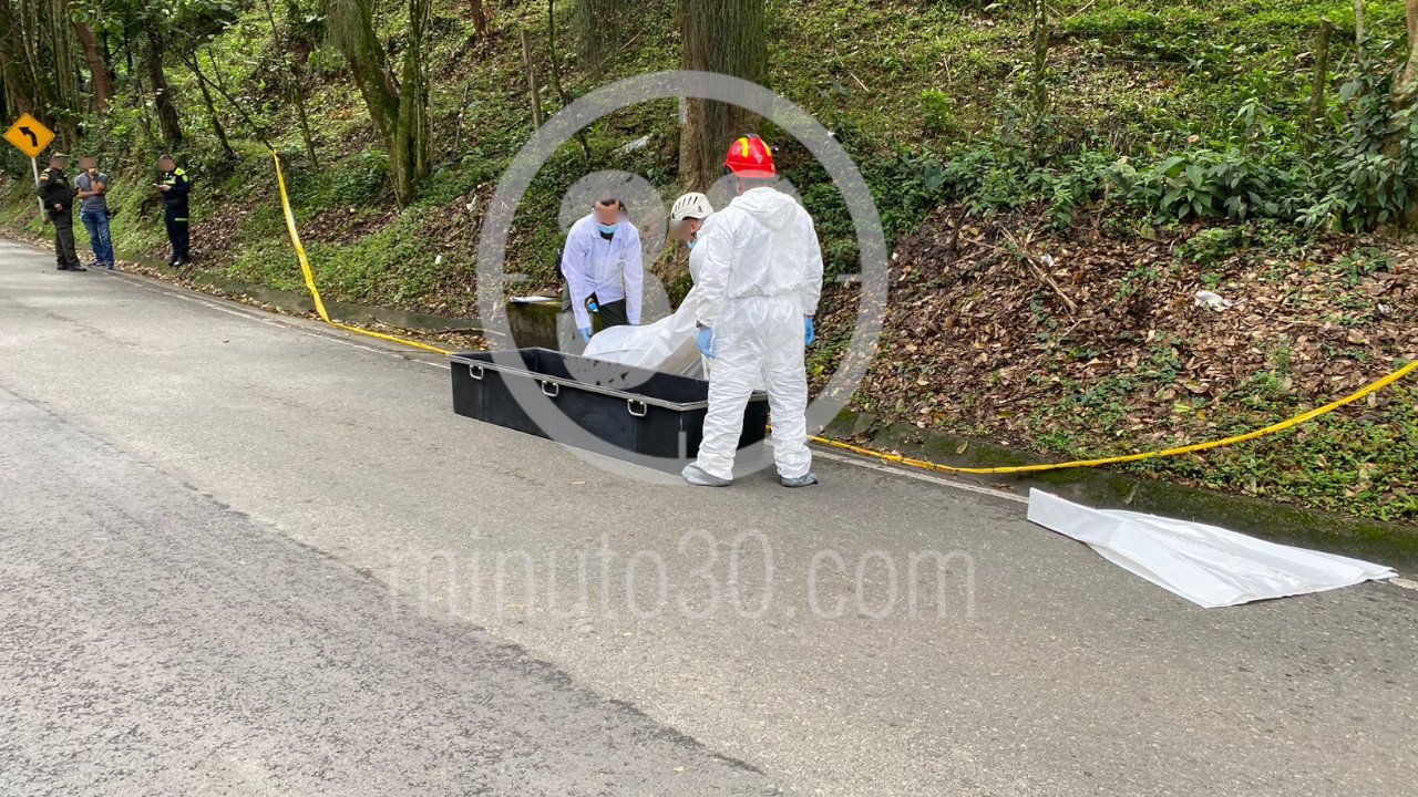 [FOTOS] Encontraron dos cadáveres dentro de un desagüe en Barbosa, Antioquia