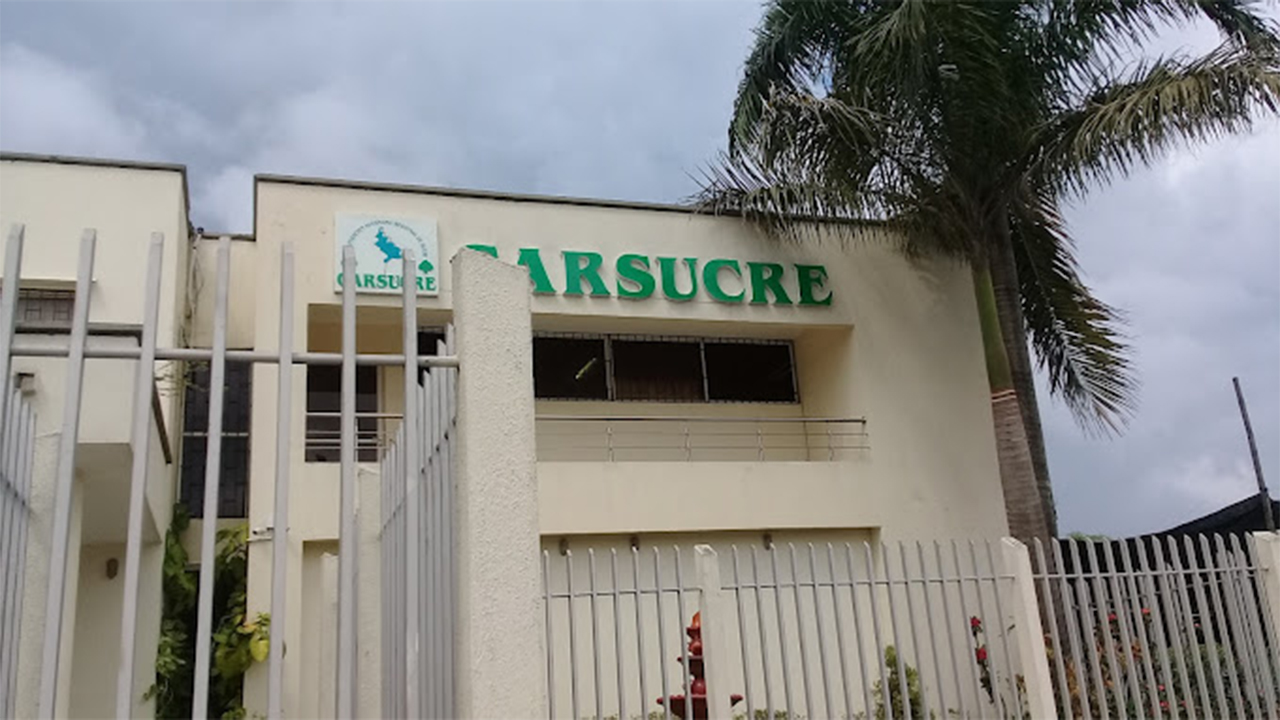Cargos para conductor de CARSUCRE que habría pedido dinero a cambio de adelantar trámites en la entidad