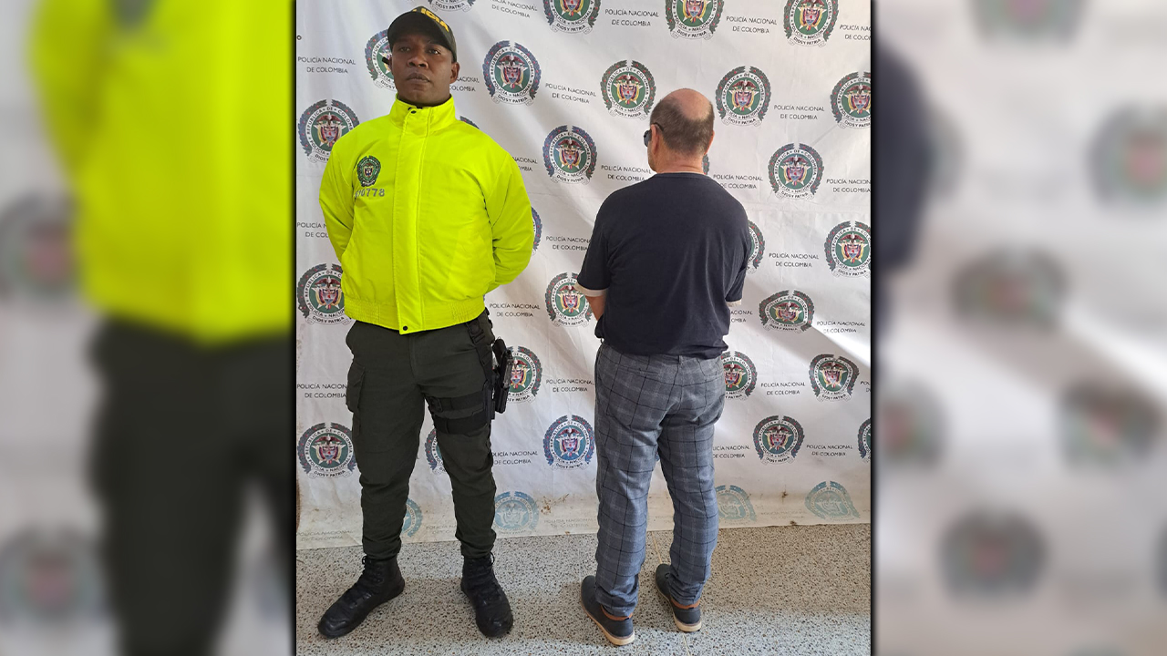 Un anciano amenazó con un cuchillo a una jovencita y la violó