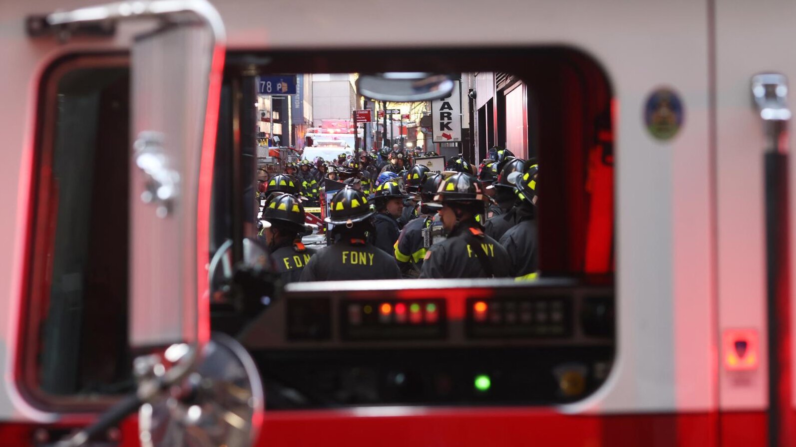 desplome de un aparcamiento de vehículos en Nueva York 2