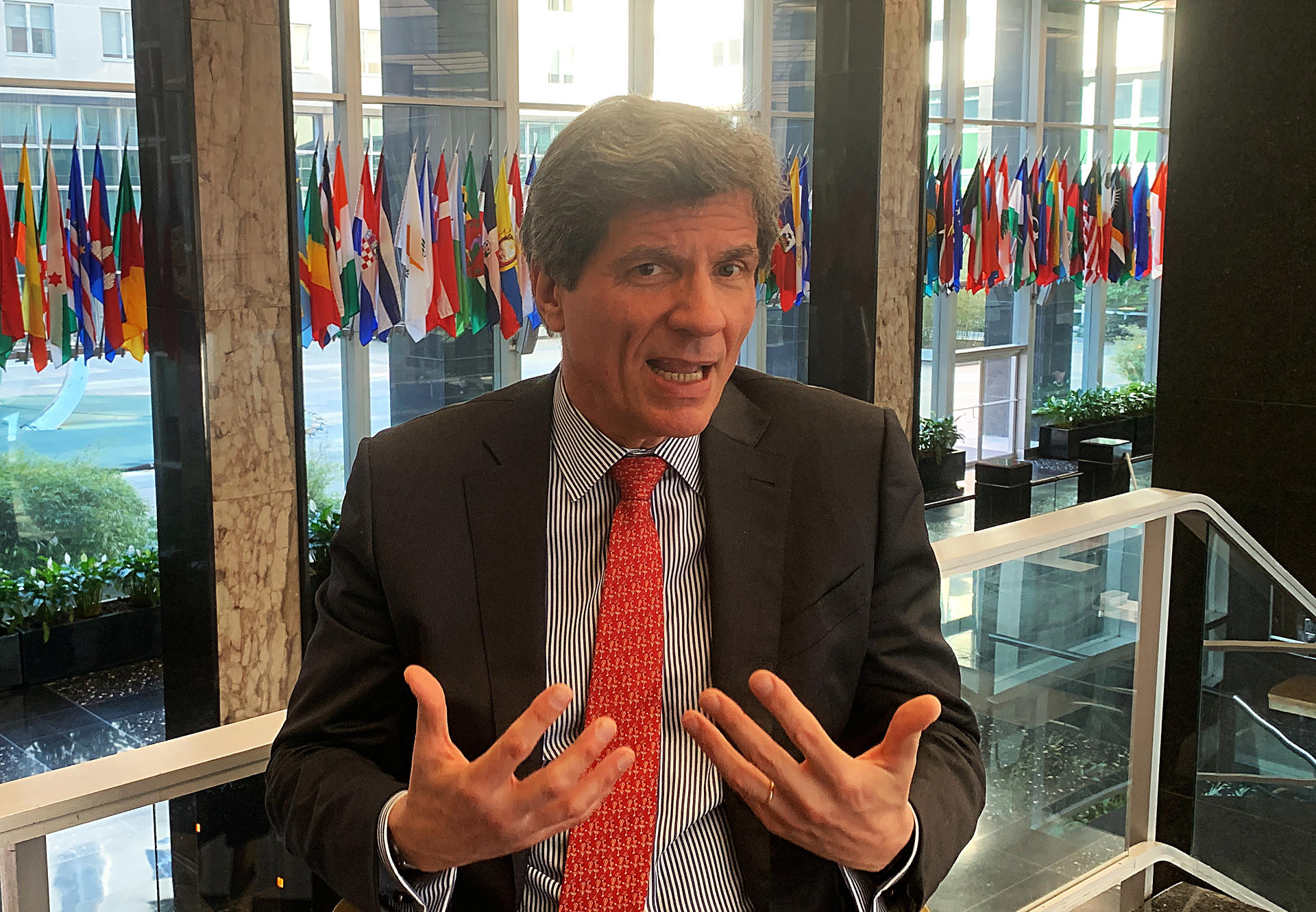 Unos 200 alcaldes se reúnen en EE.UU. en primera Cumbre de Ciudades de América