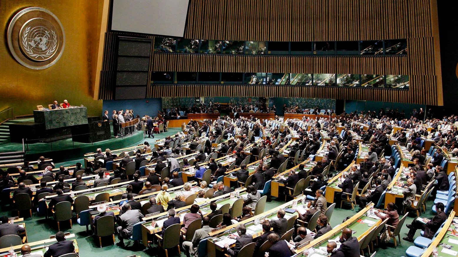 los talibanes desemplean a todas las mujeres afganas de la ONU