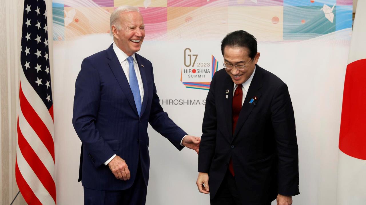 Biden y Kishida se reúnen para coordinar esfuerzos antes del inicio del G7 en Hiroshima