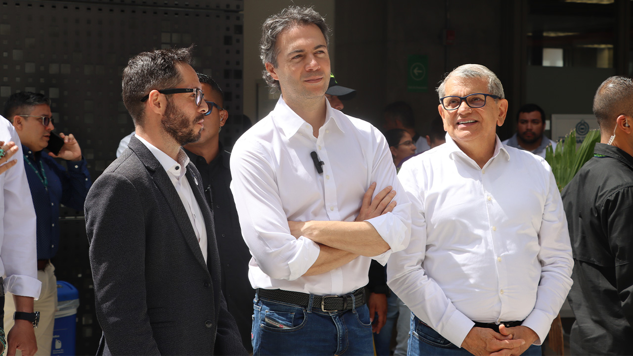 VIDEO. Se inaugura el Parque Tech, un espacio para potenciar la ciencia, tecnología e innovación 2 1 Se inaugura el Parque Tech un espacio para potenciar la ciencia tecnologia e innovacion