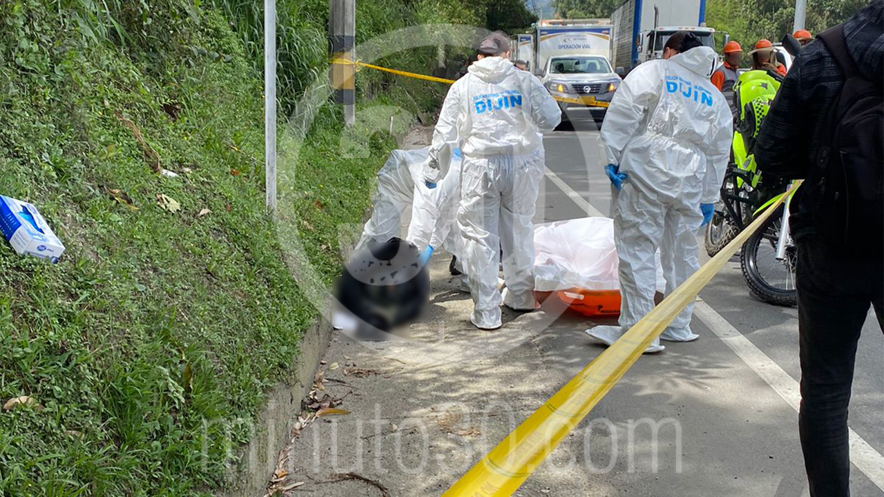 Hombre desmembrado en la variante de Caldas