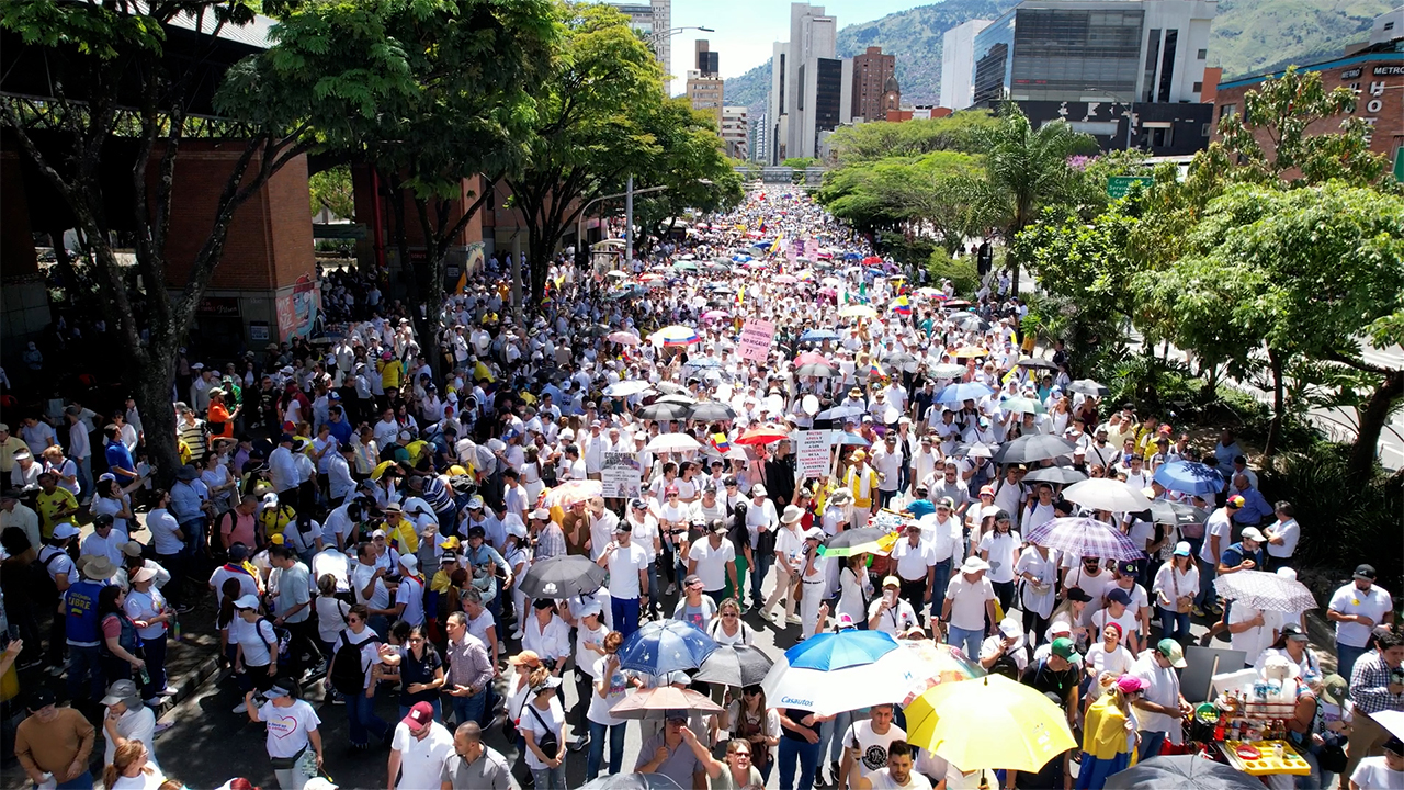 Así registró desde el aire el dron de Minuto30, la ‘Marcha de las Mayorías’ en Medellín