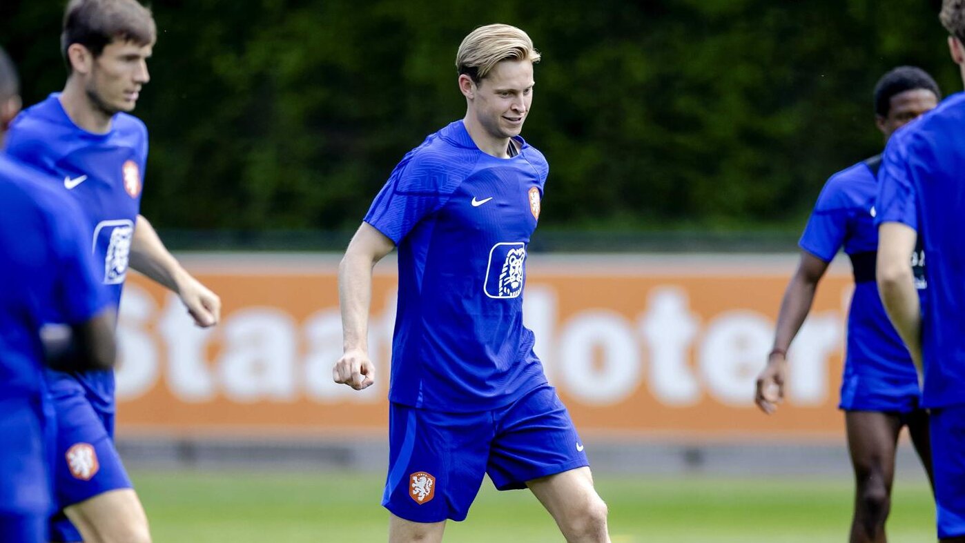 De Jong: “Me siento bien en el Barcelona, estaré allí la próxima temporada”