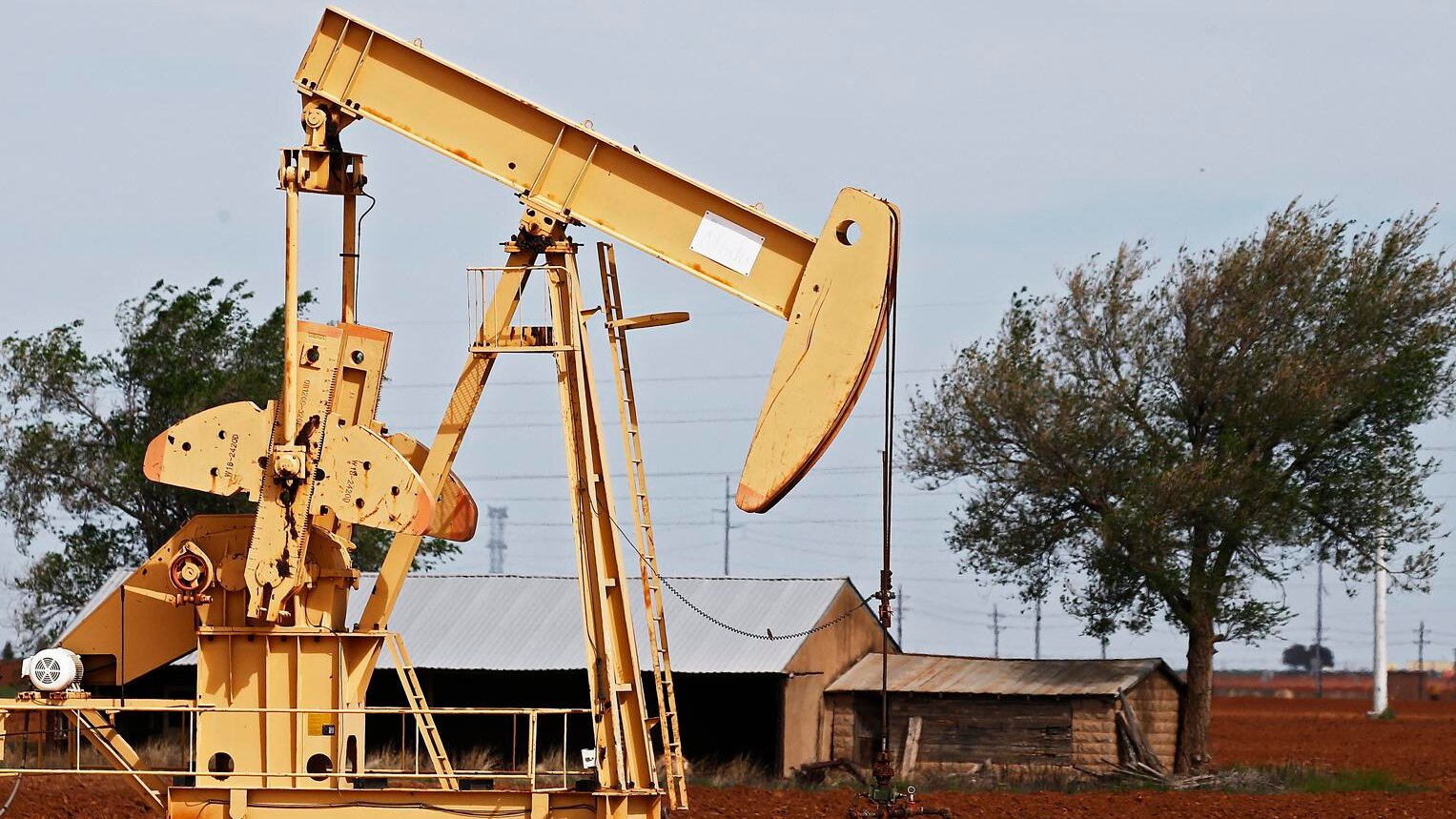 El petróleo de Texas cierra con una ganancia del 3,4 %, hasta 70,62 dólares el barril