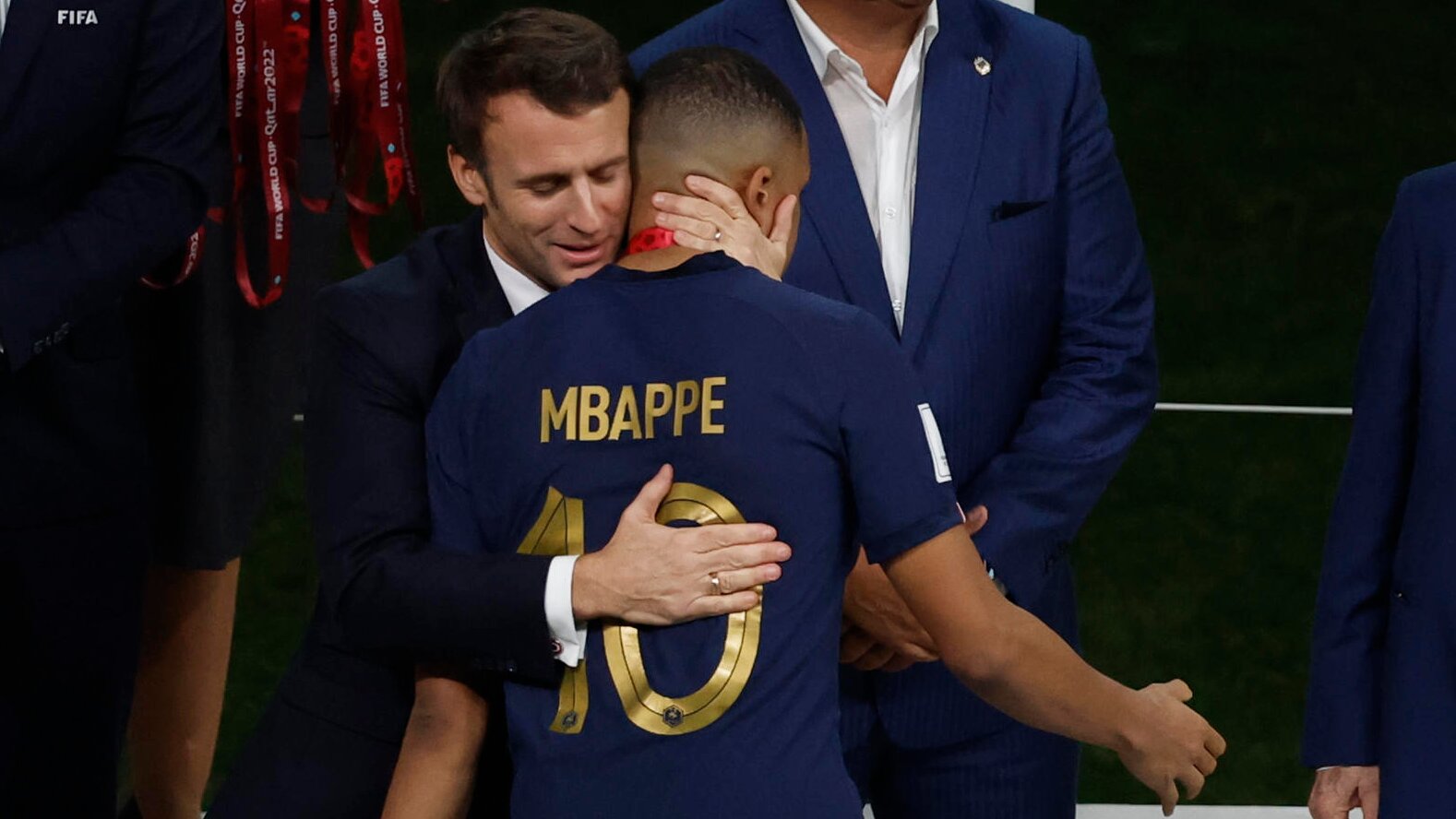 Macron va a presionar a Mbappe para que se quede