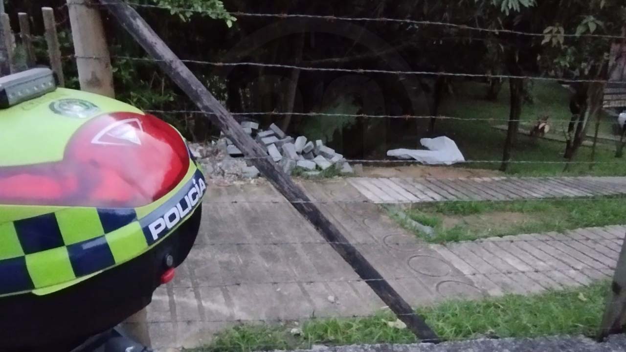 FOTOS. ¡Qué impresión! En un rio de Barbosa, encontraron solo medio cuerpo de un hombre