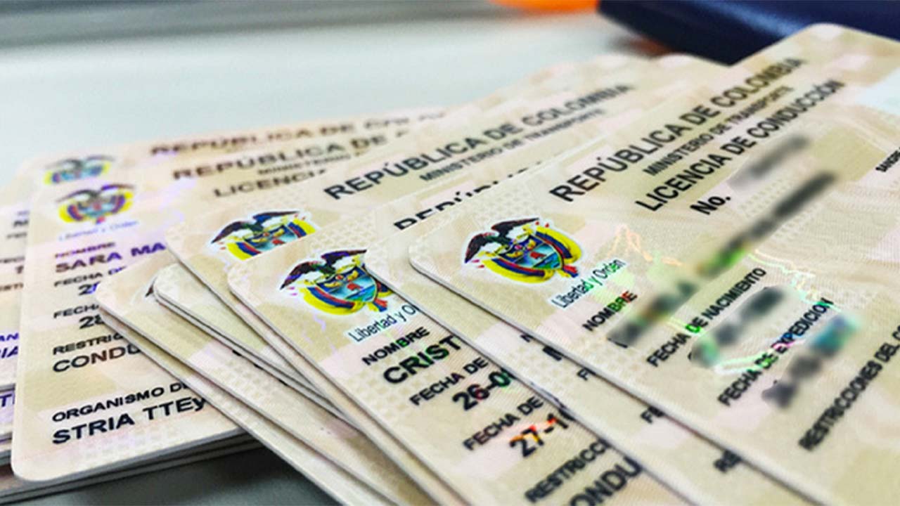 Precios actualizados para obtener o renovar la licencia de conducción en 2025