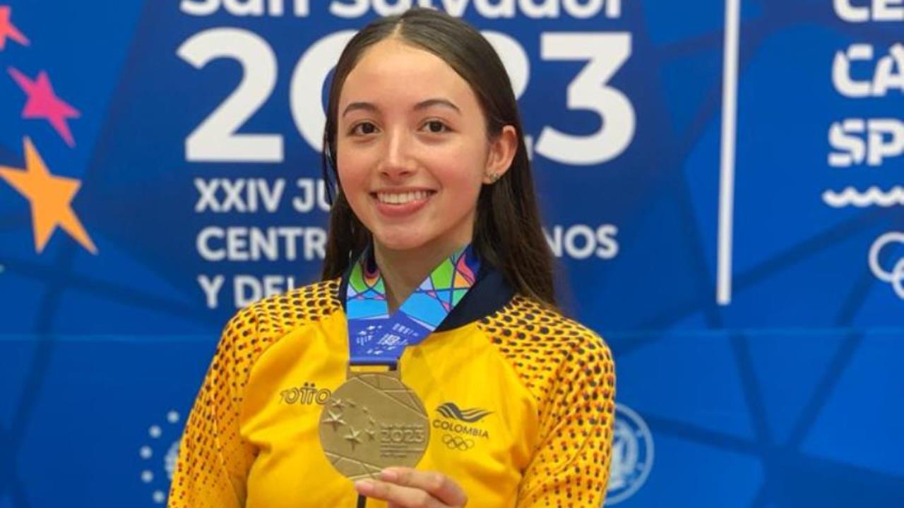 Carmen Andrea Correa Santa, campeona Centroamericana y del Caribe de Esgrima, Modalidad Espada