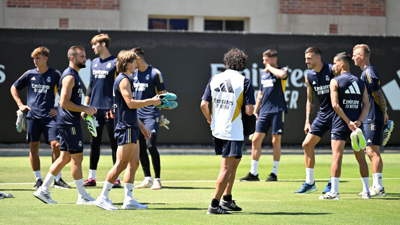 El Madrid se entrena en Los Ángeles con Vinícius como favorito de la afición californiana