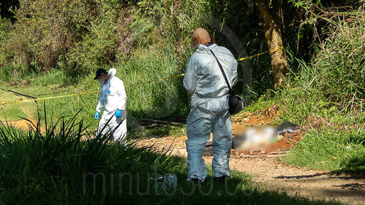 Fue encontrado un hombre asesinado en afluente de vereda de Copacabana