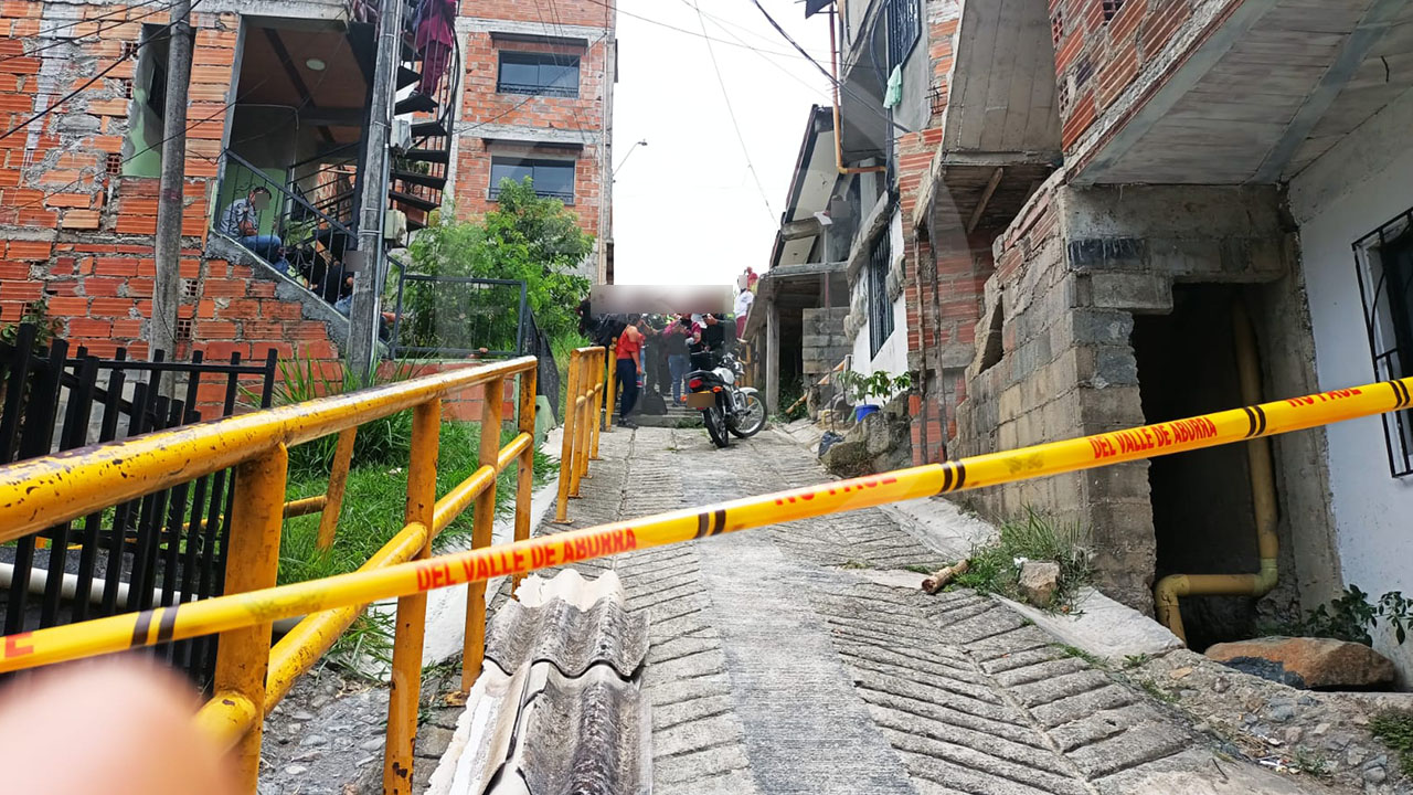 hombre asesinó con arma blanca a una mujer en Robledo