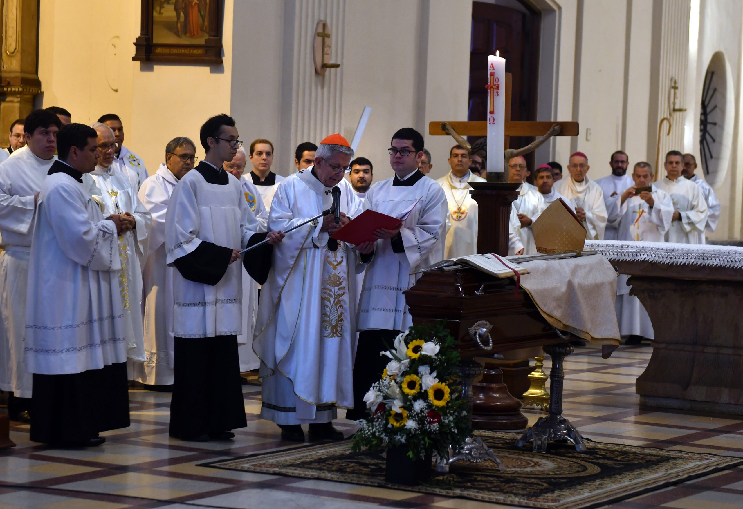 Despiden al arzobispo emérito Pastor Cuquejo con una misa de exequias en Asunción