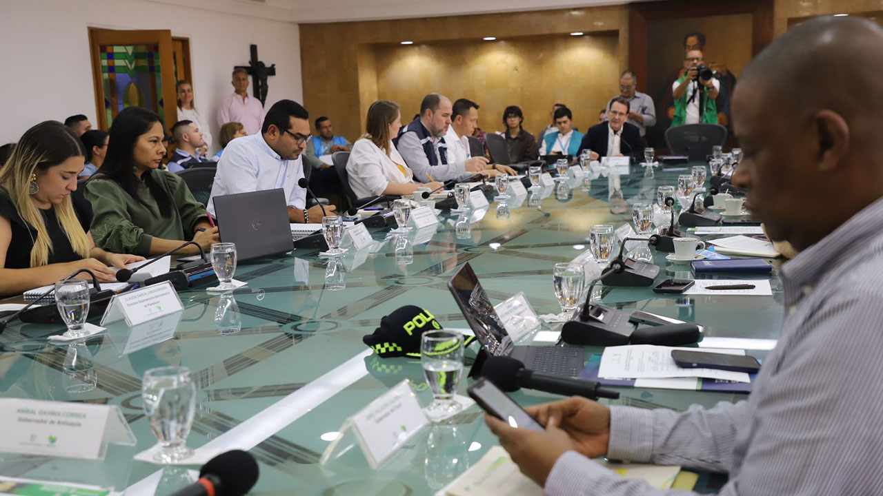 Estrategias para mitigar emergencia de migrantes Turbo y Necoclí