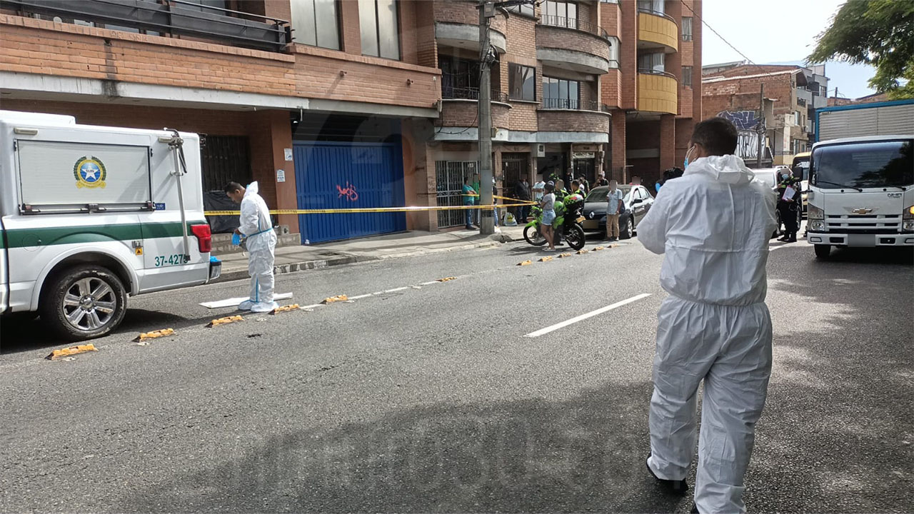 Habitante de calle murió al lado de un centro de salud en Medellín