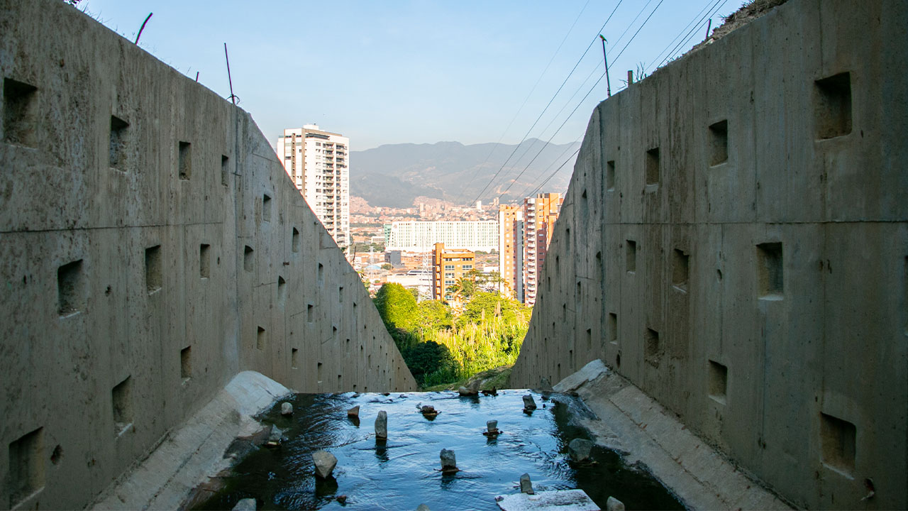 Quebrada El Indio, Medellín, finalizan obras después de tres años
