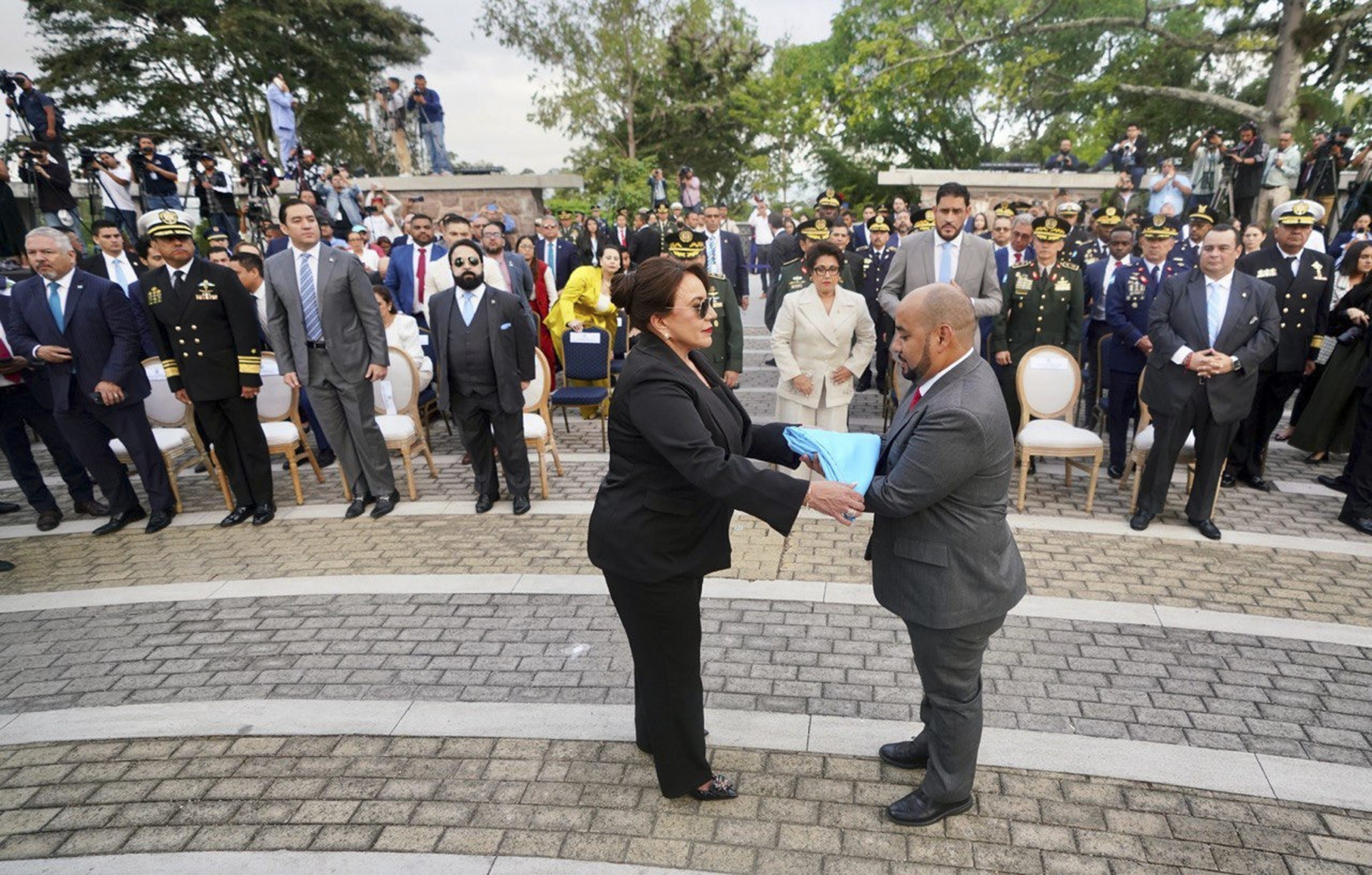 Xiomara Castro evoca al prócer Morazán en fiestas de independencia de la Corona española