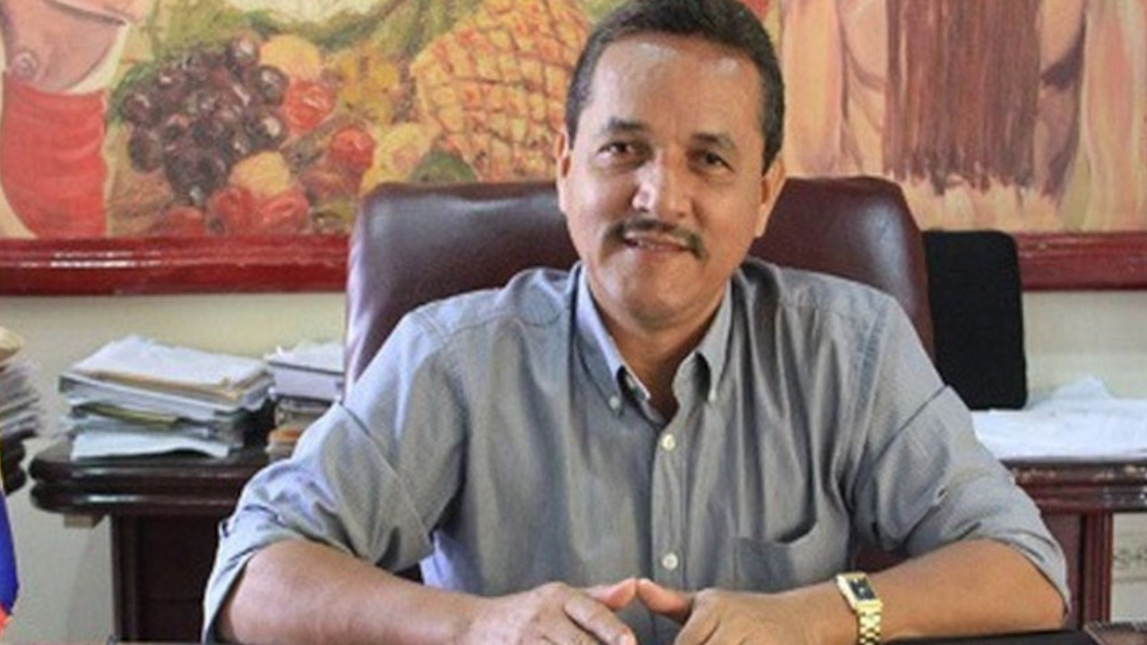 La Fiscalía imputó cargos a exgobernador del Amazonas, por apropiarse indebidamente de bienes públicos