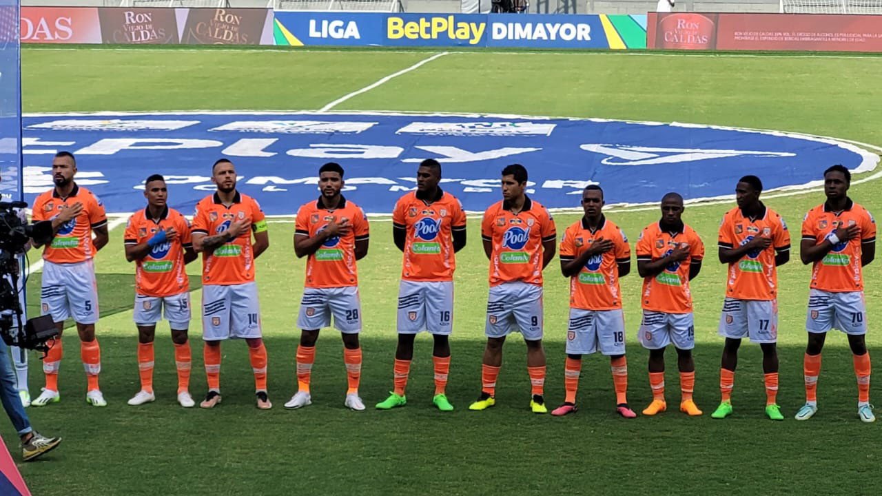 Envigado se aleja de la zona de descenso