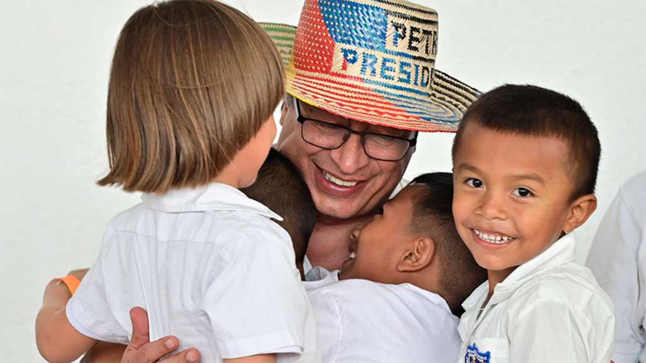 Miles de estudiantes participaron en la elaboración de los proyectos de reformas a la educación