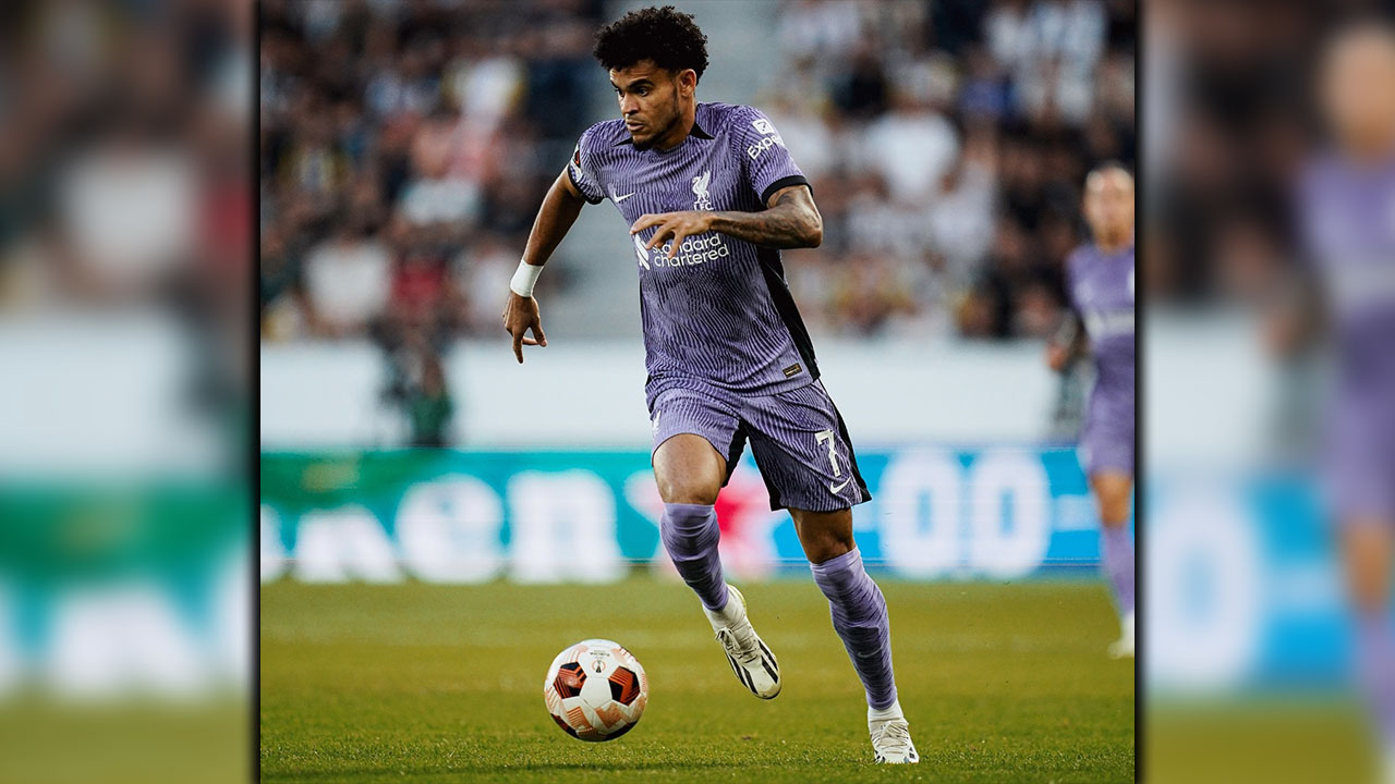 'Lucho' Díaz la sigue rompiendo con el Liverpool