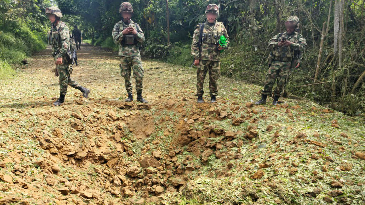 Otro artefacto explosivo detonado en la vía Turbo - San Pedro de Urabá