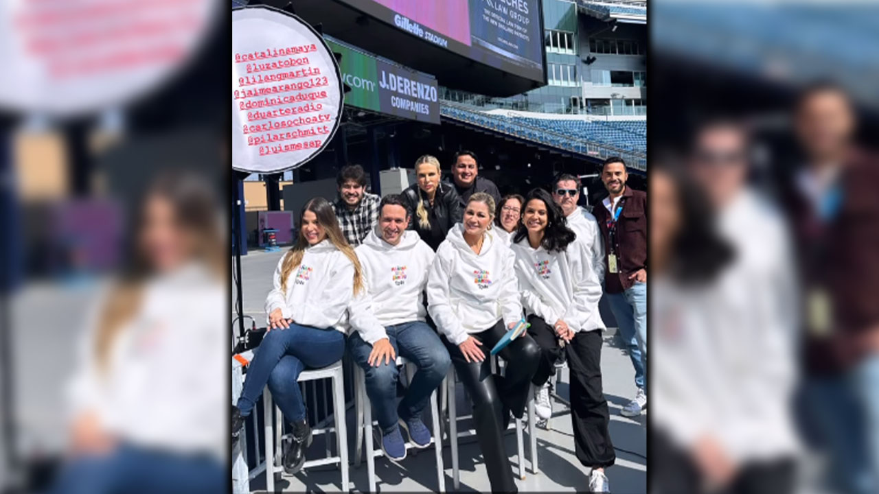 Periodistas con Karol G